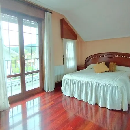 Seven J House *