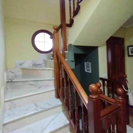 בית נופש Seven J House *