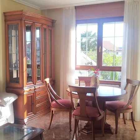 בית נופש Seven J House ארנוארו